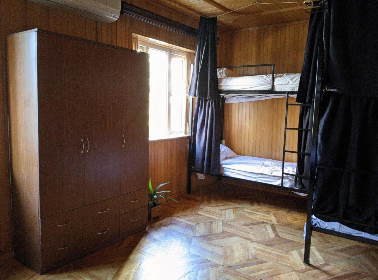 Palm Hostel باتومي المظهر الخارجي الصورة